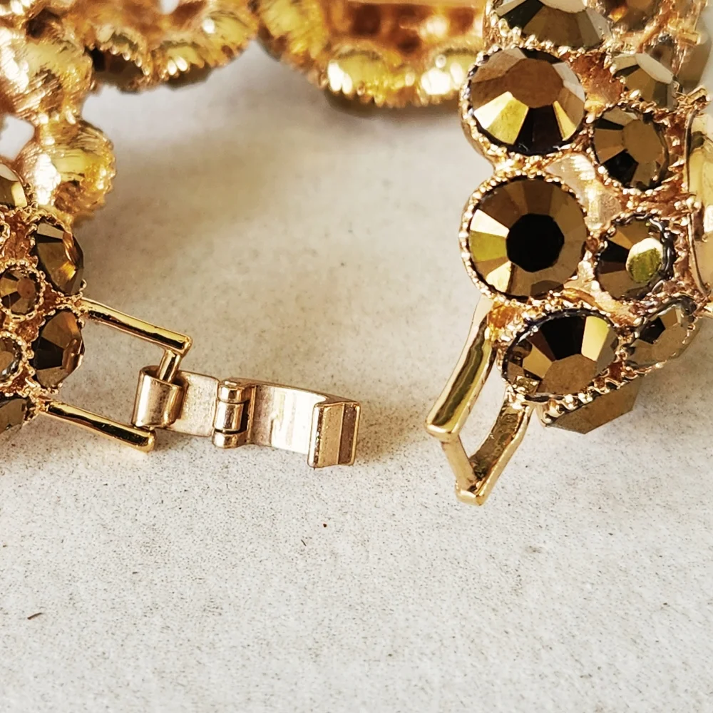 Kate Spade New York RARE Gold Cluster Rhinestone Beaded Statement Bracelet - Picture 5 of 9